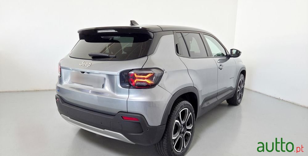 2024' Jeep Avenger 54 Kwh Summit photo #4