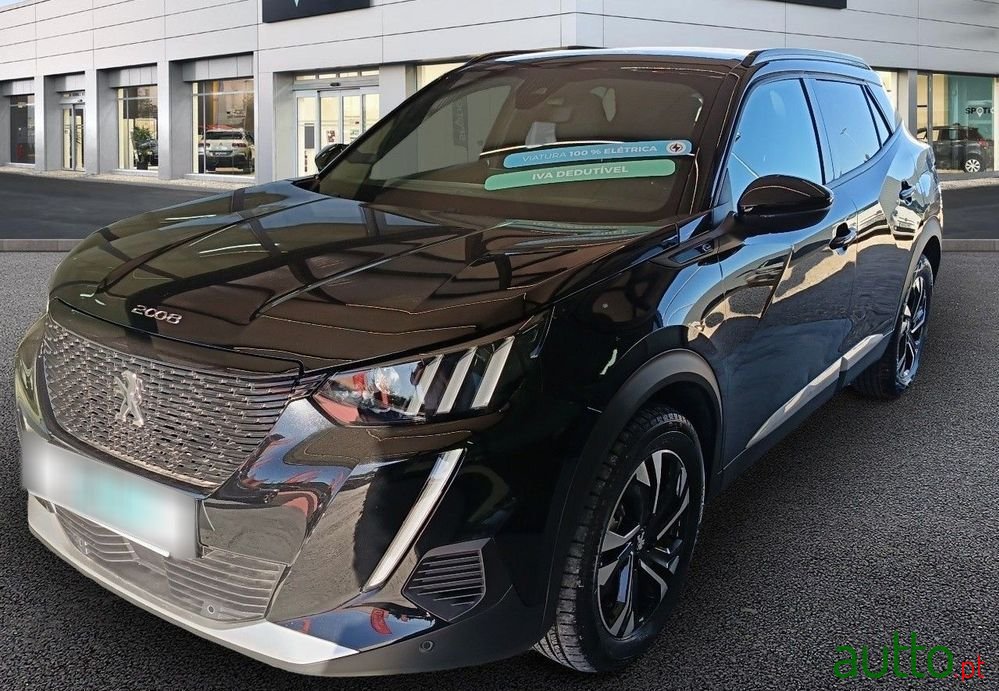2023' Peugeot e-2008 50 Kwh Gt photo #1