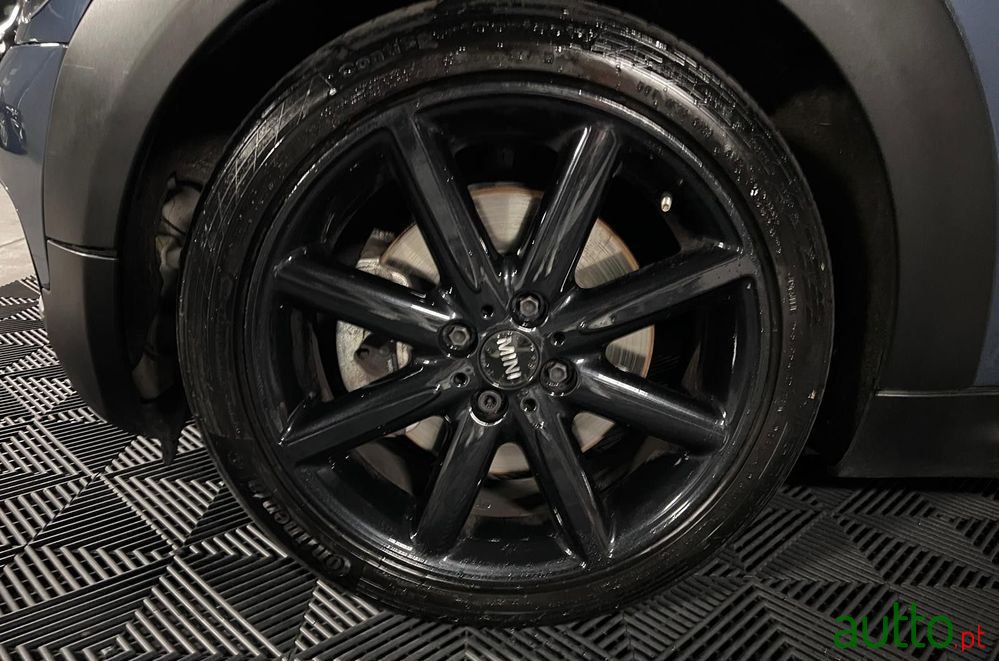 2009' MINI Cooper S photo #6