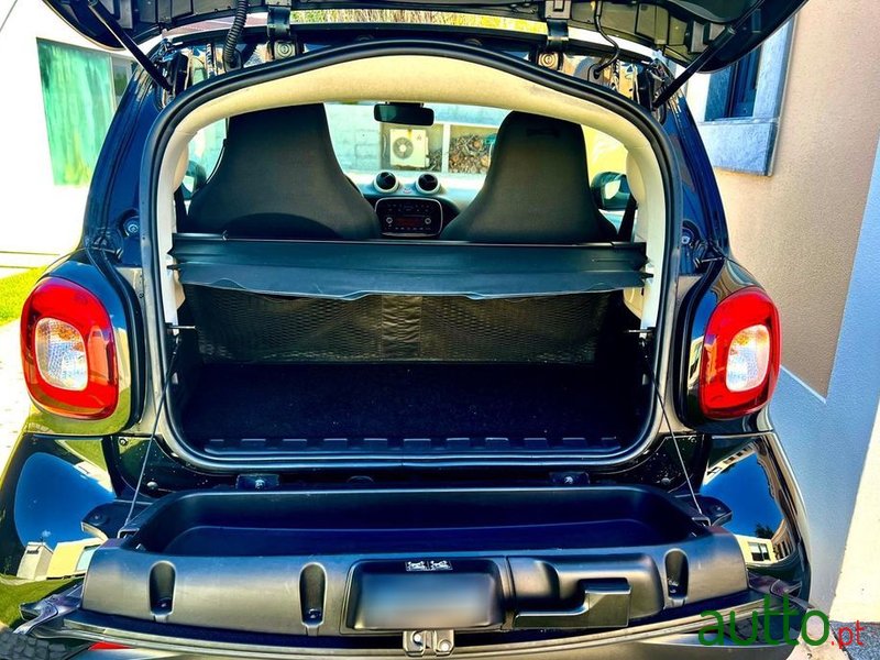 2018' Smart Fortwo Electric Drive Passion photo #4
