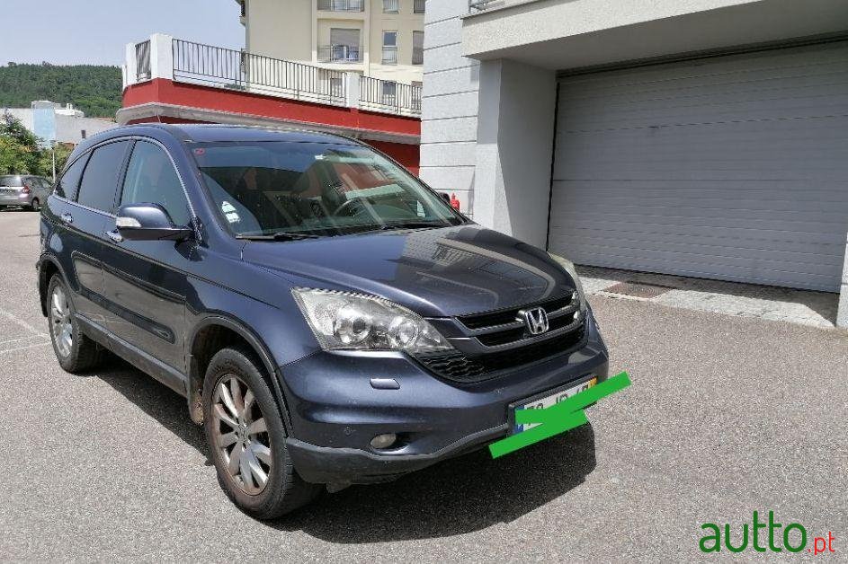 2010' Honda CR-V photo #6