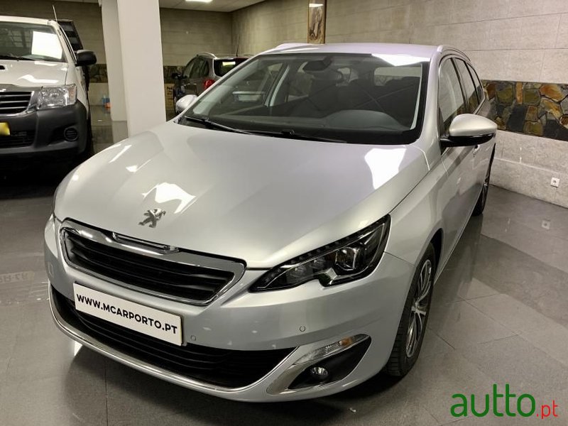 2016' Peugeot 308 Sw photo #2