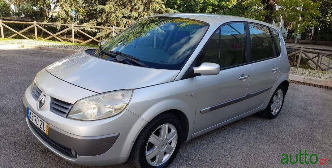 2005' Renault Scenic 1.5 Dci photo #1
