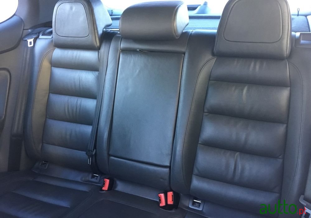 2006' Volkswagen Golf photo #6