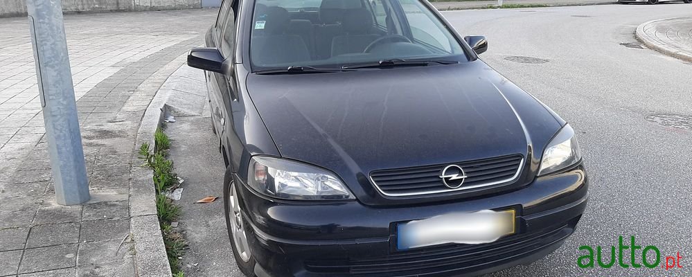 2002' Opel Astra 1.2 Selection photo #3