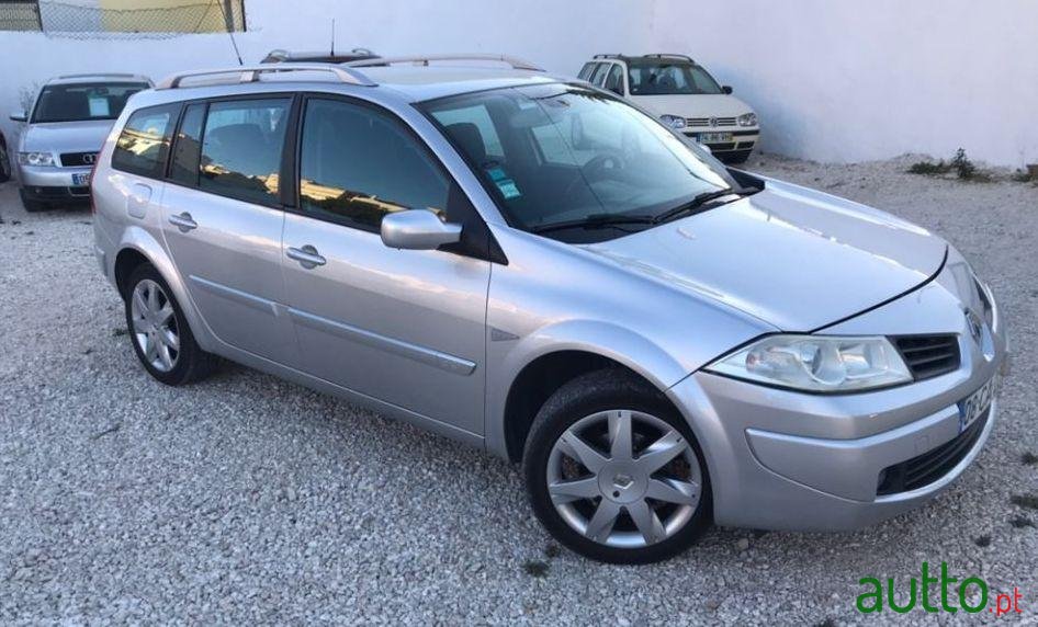 2006' Renault Megane Break photo #2