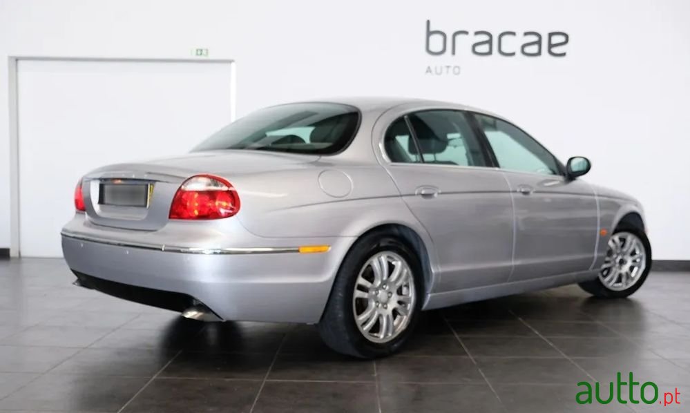 2005' Jaguar S-Type 2.7 D V6 Classic photo #6