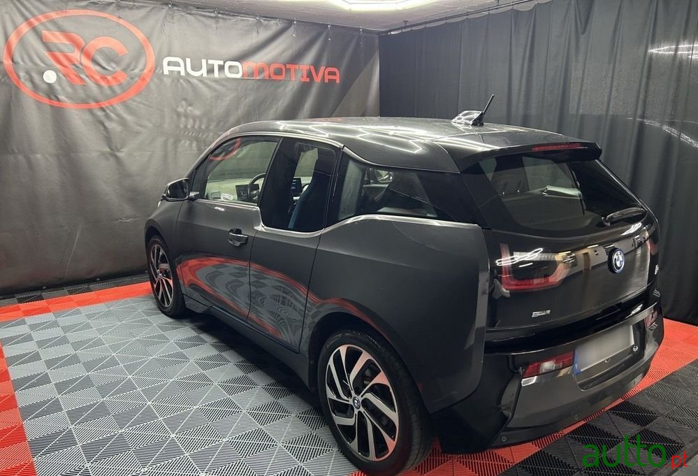 2013' BMW Série I Standard photo #6