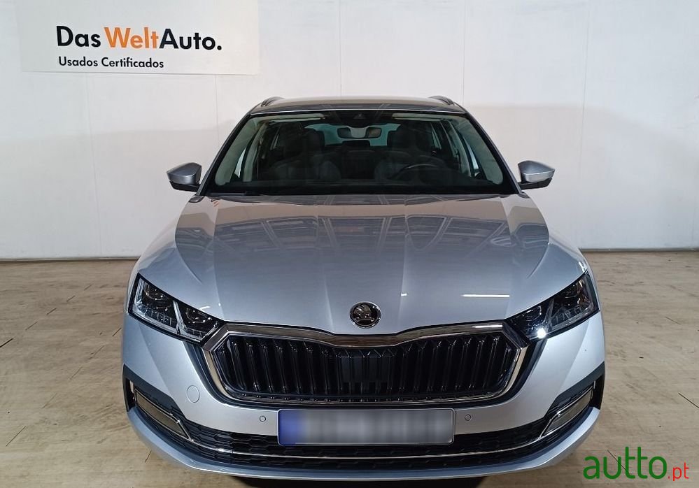 2023' Skoda Octavia Break photo #4
