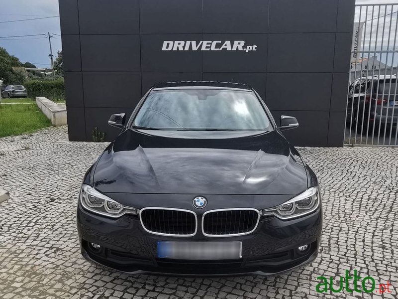 2018' BMW Série 3 D Auto photo #3