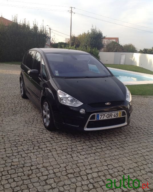 2008' Ford S-Max photo #3