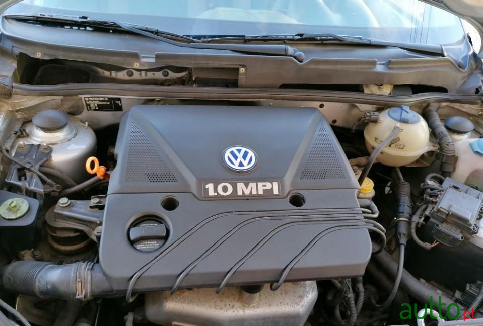 2001' Volkswagen Lupo photo #5