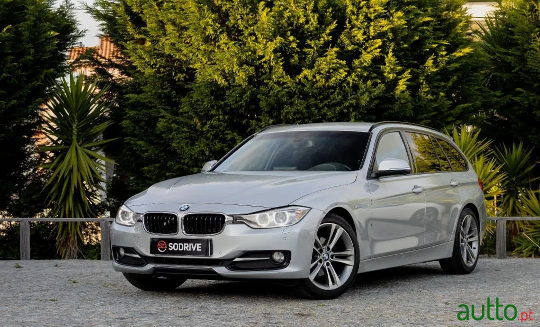 2013' BMW 320 photo #5