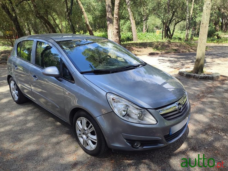 2007' Opel Corsa 1.3 Cdti Enjoy photo #2