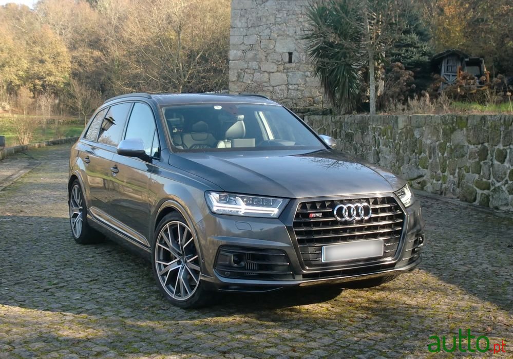 2017' Audi SQ7 photo #1