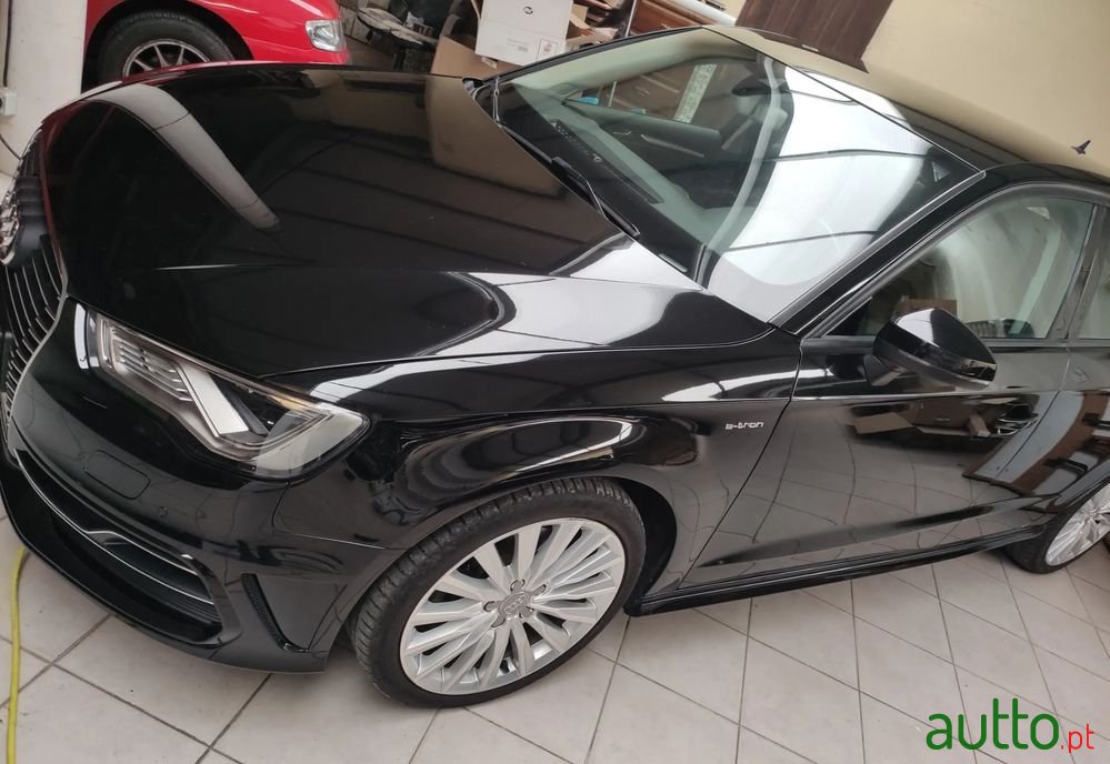 2015' Audi A3 Sportback photo #1