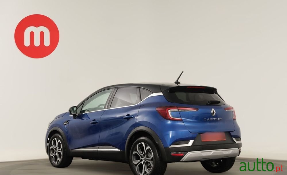2022' Renault Captur photo #3