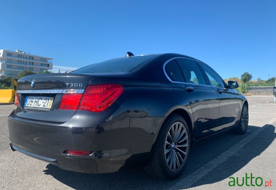 2008' BMW 730 photo #5