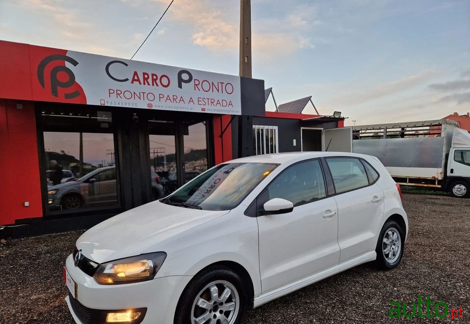 2013' Volkswagen Polo photo #4