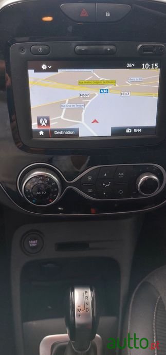 2019' Renault Captur photo #5