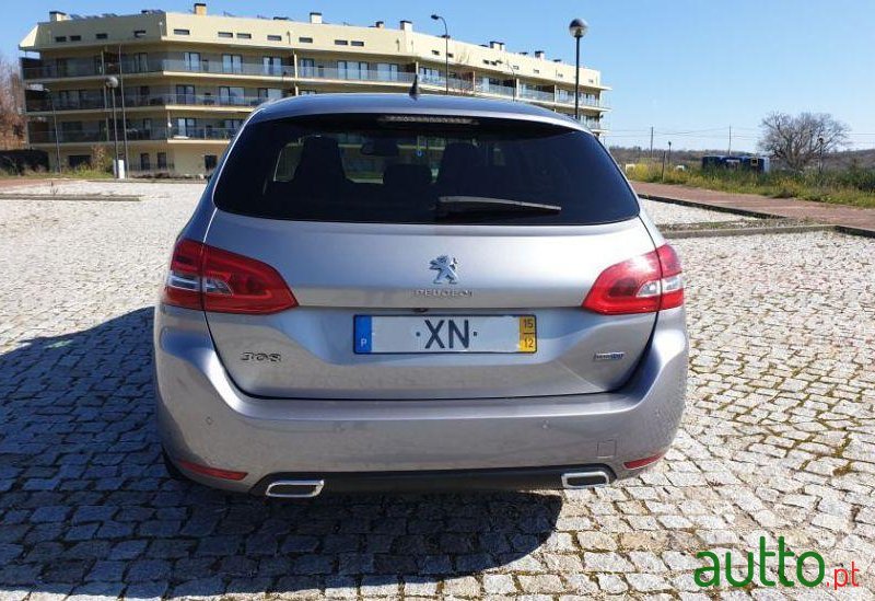 2015' Peugeot 308 Sw photo #2