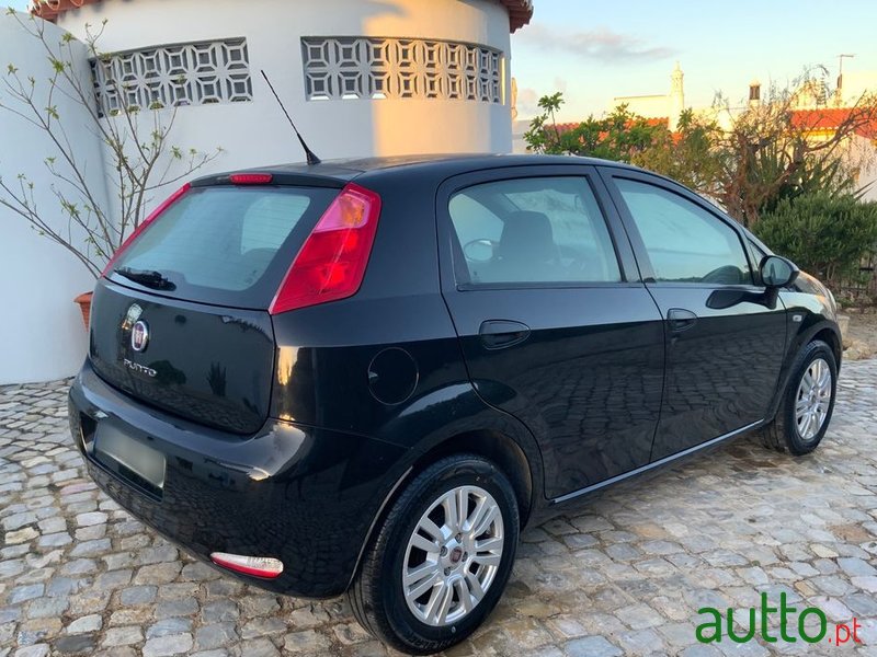 2017' Fiat Punto photo #4