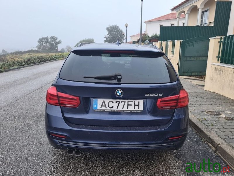 2017' BMW 320 photo #5