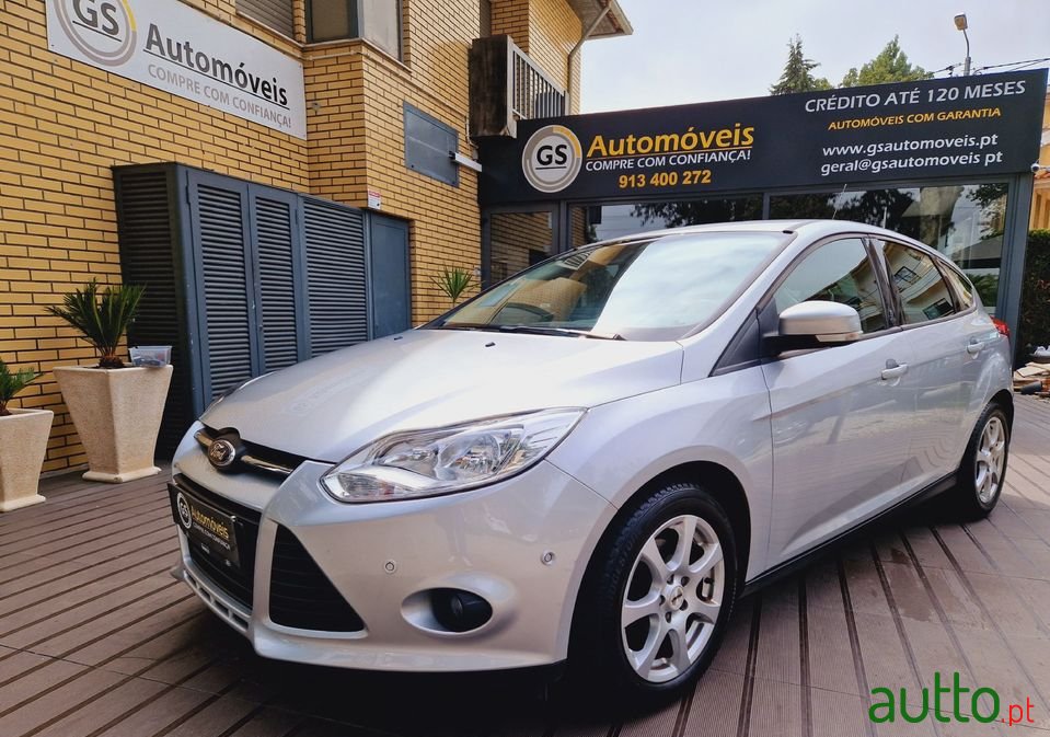 2013' Ford Focus photo #2