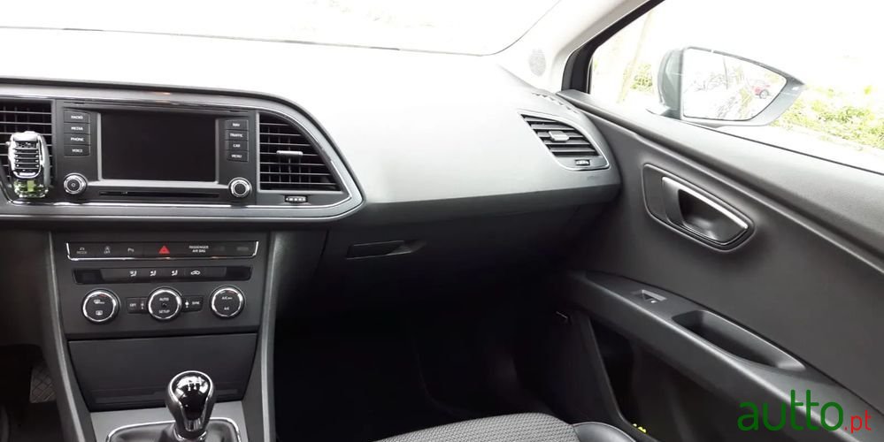 2013' SEAT Leon 2.0 Tdi Fr S/S photo #6