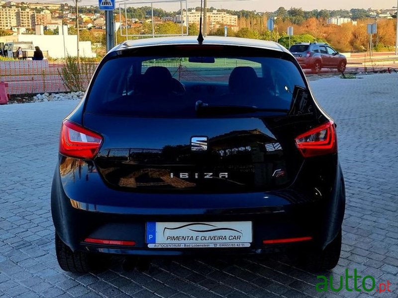 2015' SEAT Ibiza photo #5