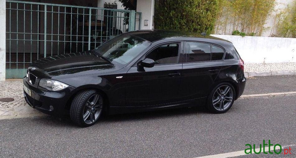 2011' BMW 120 Full Pack M Nacional photo #1