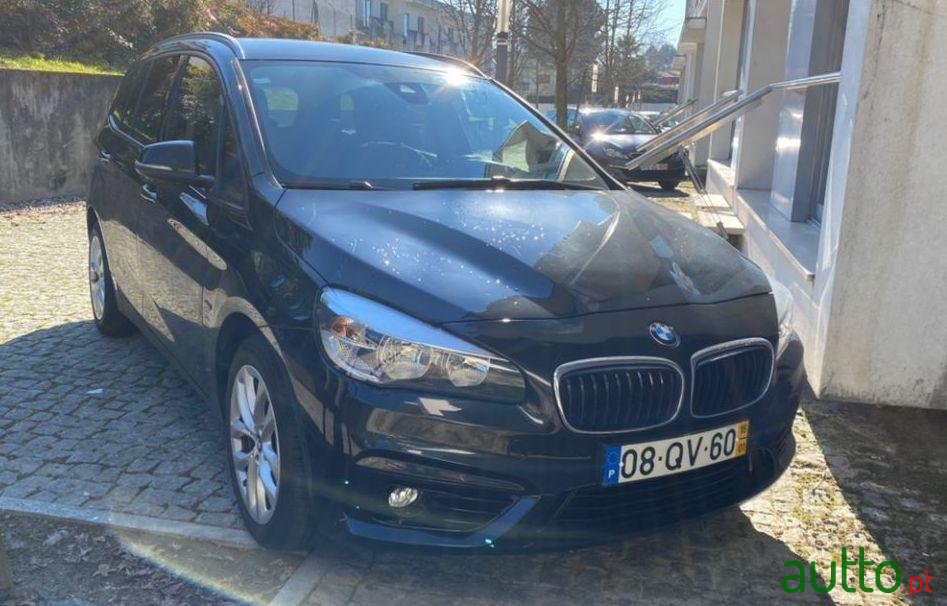 2016' BMW 216 Gran Tourer Sport photo #2