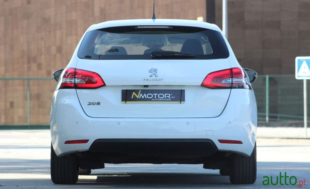 2017' Peugeot 308 Sw photo #4
