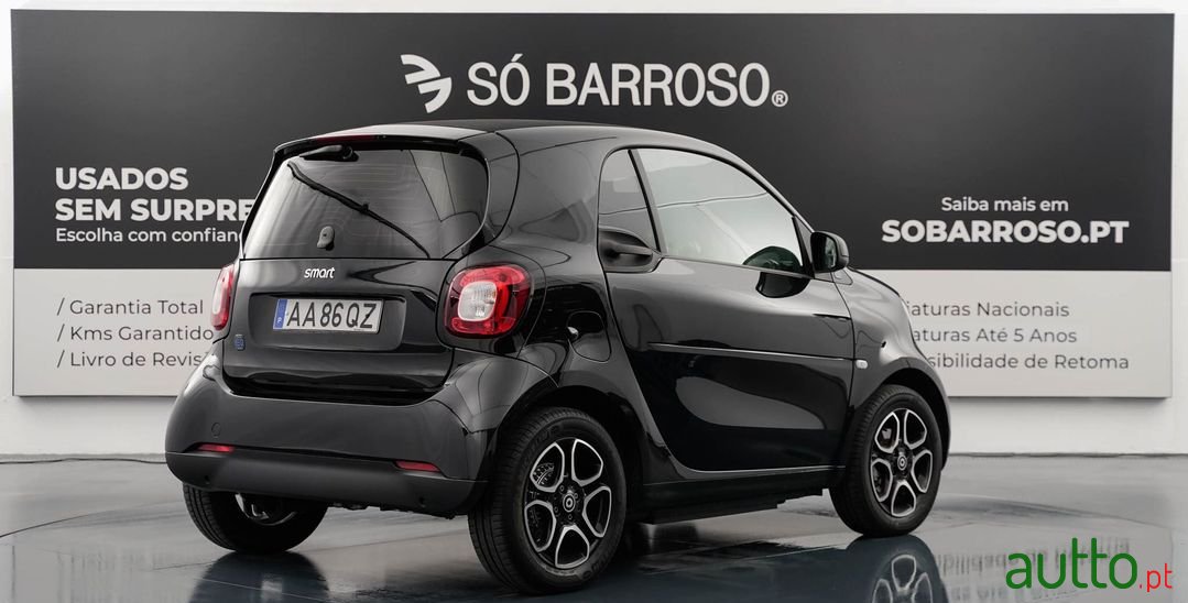 2020' Smart Fortwo photo #6