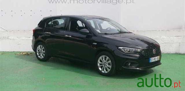 2016' Fiat Tipo photo #2