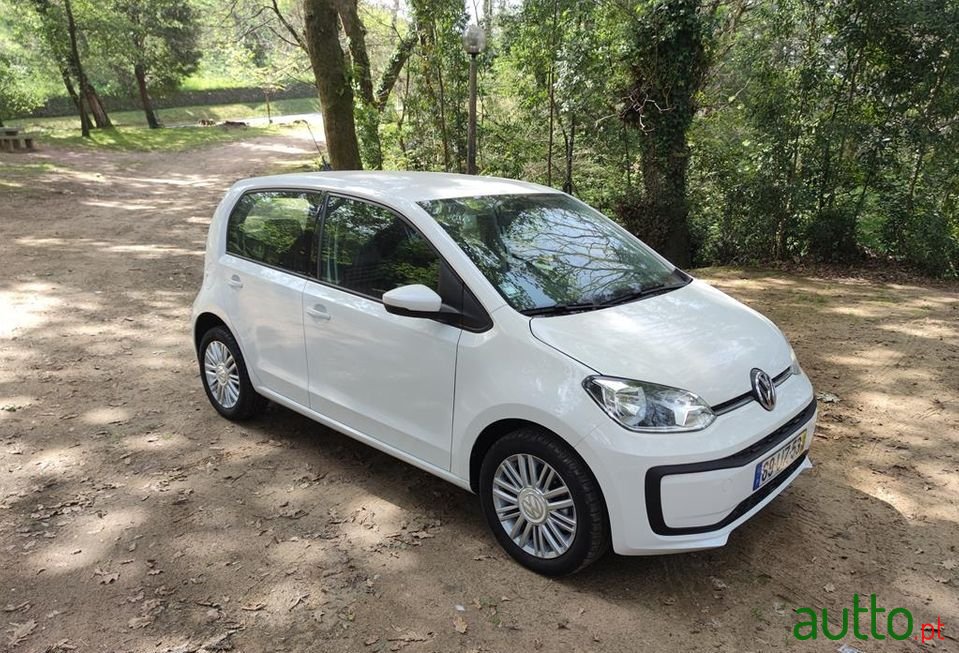 2018' Volkswagen Up photo #1