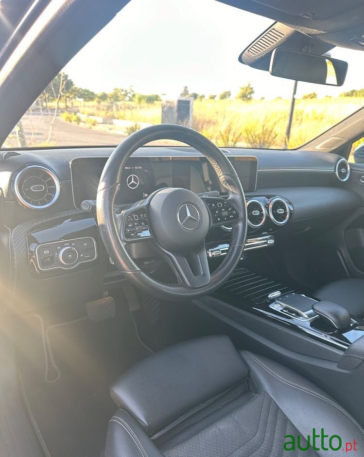 2019' Mercedes-Benz A 180 photo #6