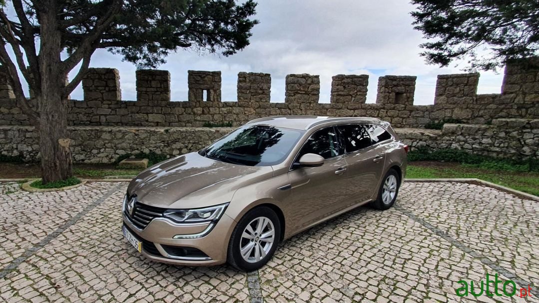 2016' Renault Talisman Sport Tourer photo #3