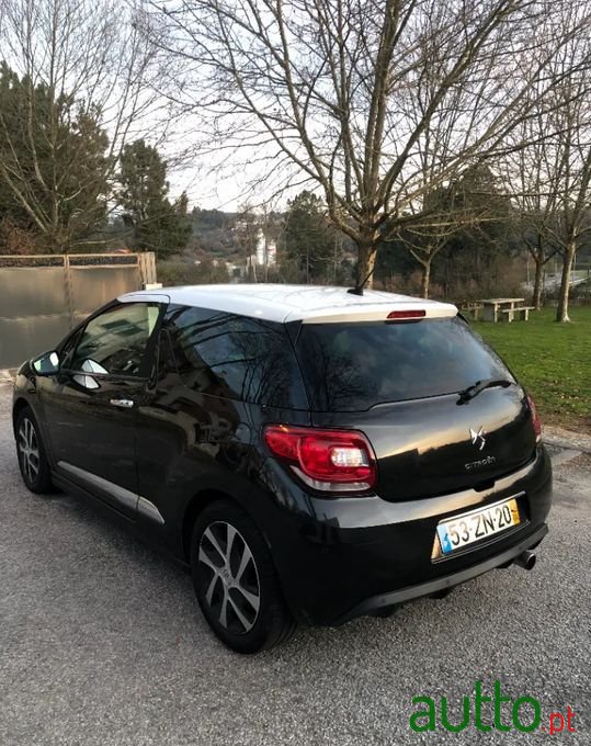 2011' Citroen DS3 photo #4