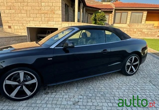 2015' Audi A5 Cabrio photo #6