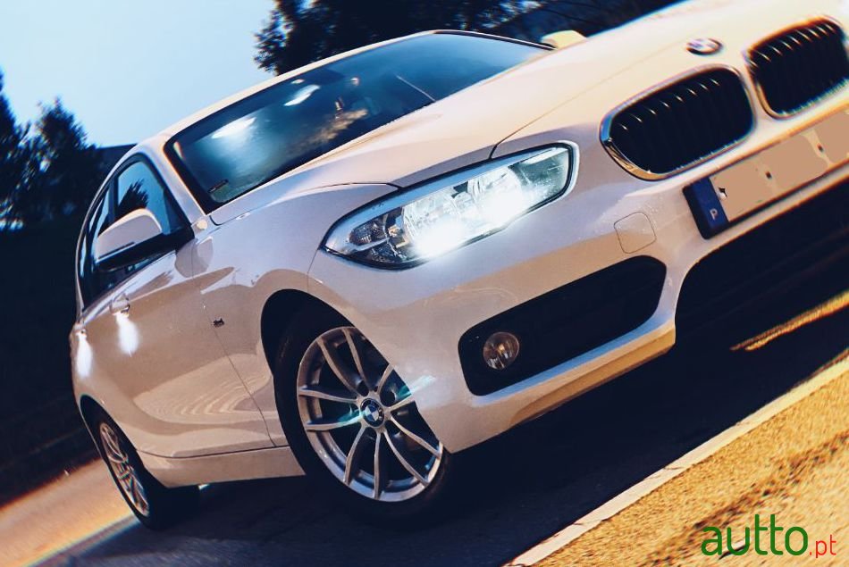 2017' BMW 116 Sport photo #1