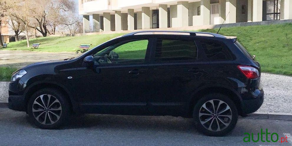 2012' Nissan Qashqai Techna Dci 1.6 photo #2