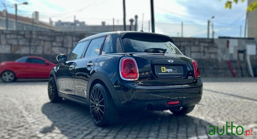 2017' MINI One photo #3