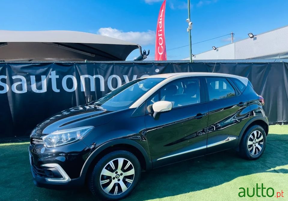 2017' Renault Captur photo #1