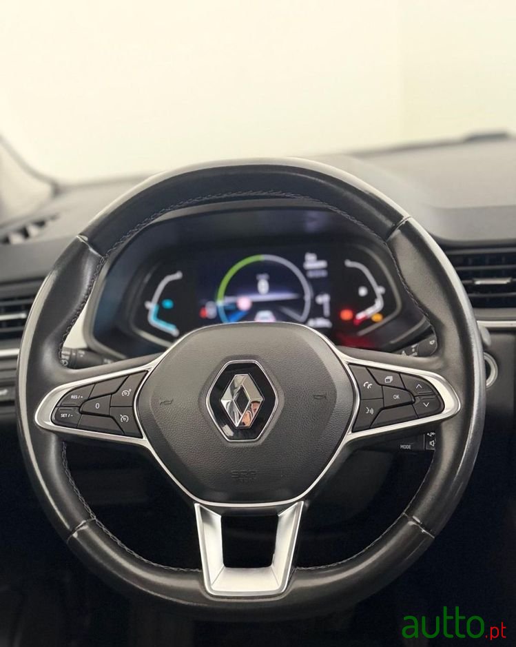 2022' Renault Captur photo #5