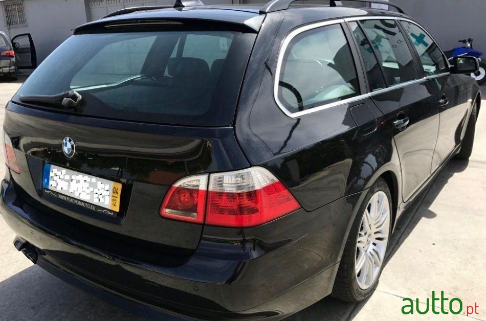 2004' BMW 530 D Touring Sport photo #1