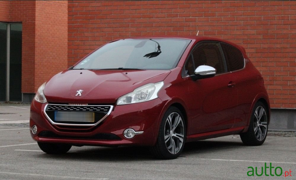 2013' Peugeot 208 1.6 Thp Gti photo #1