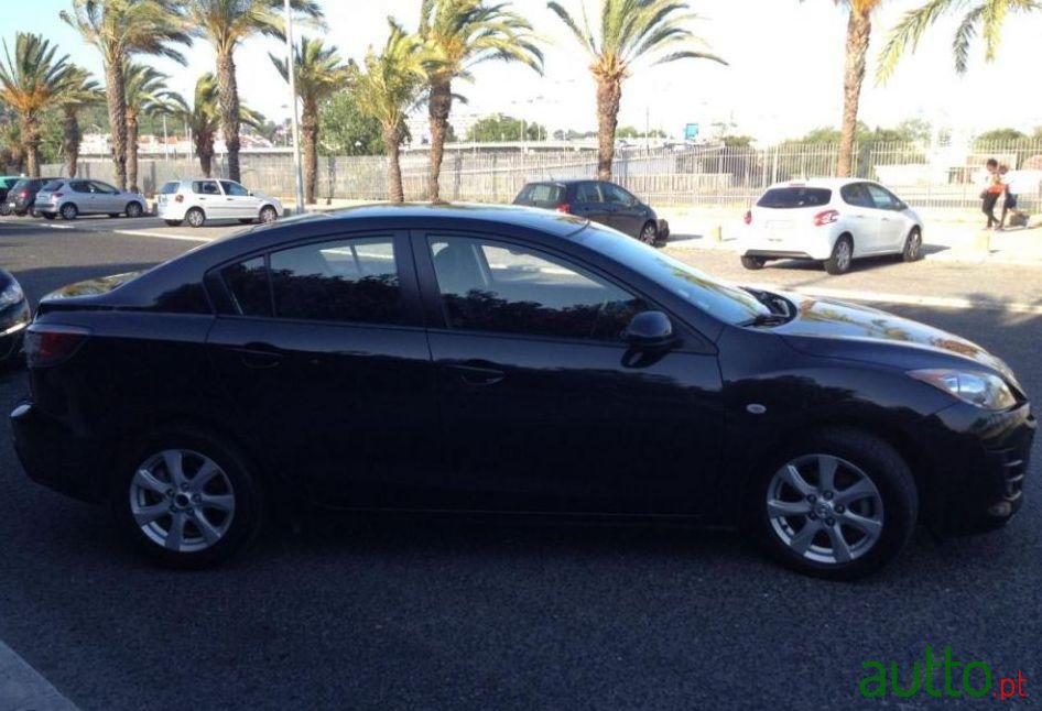 2011' Mazda 3 Mz-Cd 1.6 photo #1