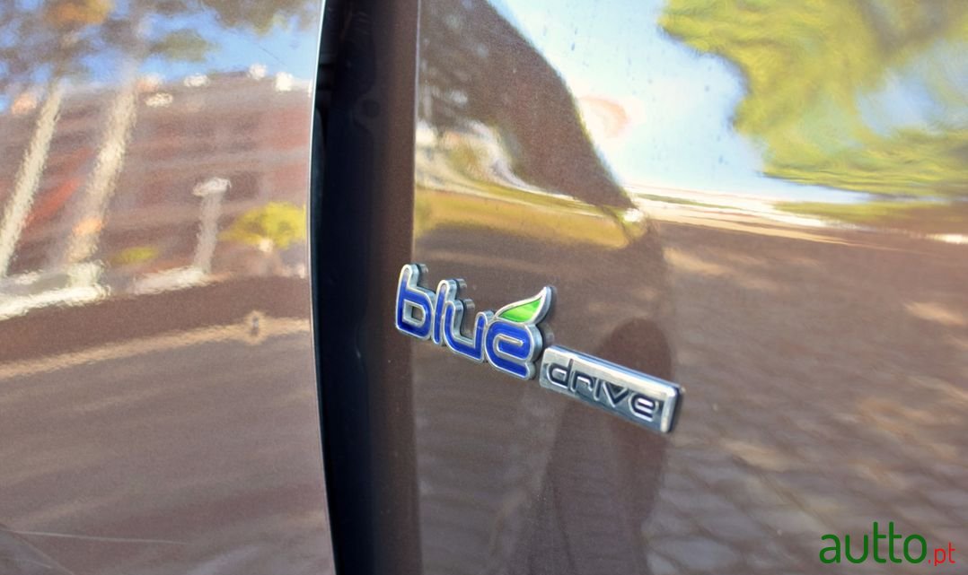 2011' Hyundai ix35 photo #4