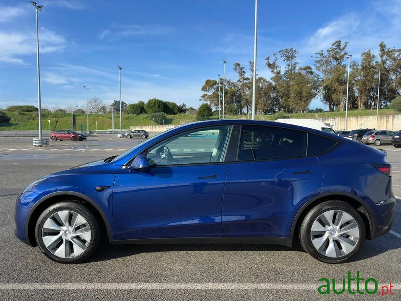 2023' Tesla Model Y photo #4